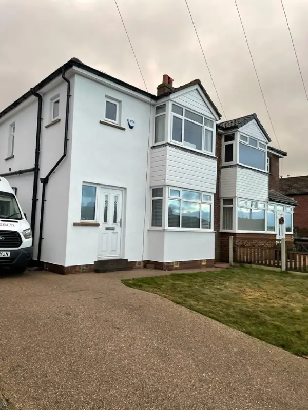 pure white silicone finish - Queensbury